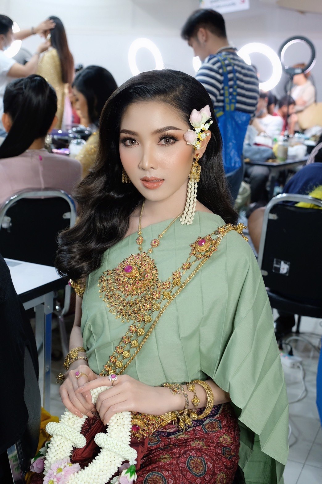 เปิดประวัติ “น้ำเพชร เพชรลดา” อดีตผู้เข้าประกวดมิสแกรนด์สุพรรณบุรี 