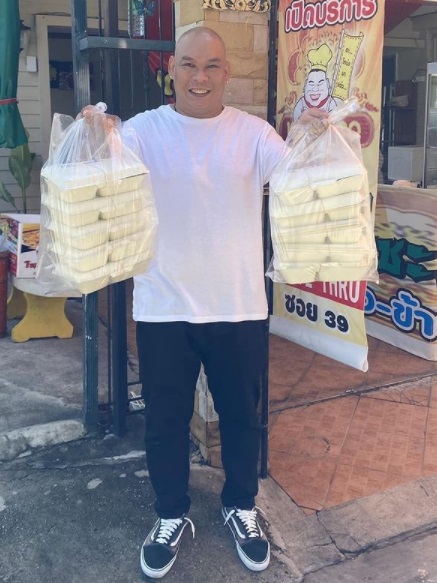โหน่ง ชะชะช่า ถูกรถชน ชาวเน็ตไม่พลาดส่องทะเบียน โหน่ง ชะชะช่า ถูกรถชน ชาวเน็ตไม่พลาดส่องทะเบียน