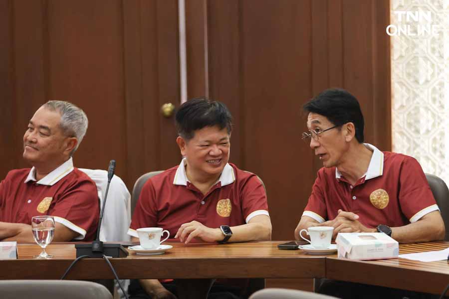 นิสิตจัดเองบอล “สานสัมพันธ์จุฬาฯ-ธรรมศาสตร์” หลังเลื่อนจัดฟุตบอลประเพณี ครั้งที่ 75 นิสิตจัดเองบอล “สานสัมพันธ์จุฬาฯ-ธรรมศาสตร์” หลังเลื่อนจัดฟุตบอลประเพณี ครั้งที่ 75