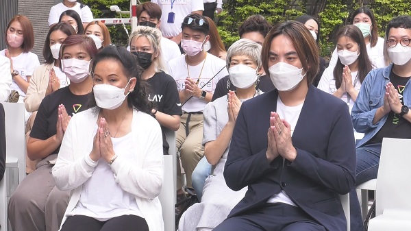 แฟนตัวยง!! ฉอด สายทิพย์ โดนแซวแต้มบุญสูงเจอ คิมซอนโฮ (มีคลิป)