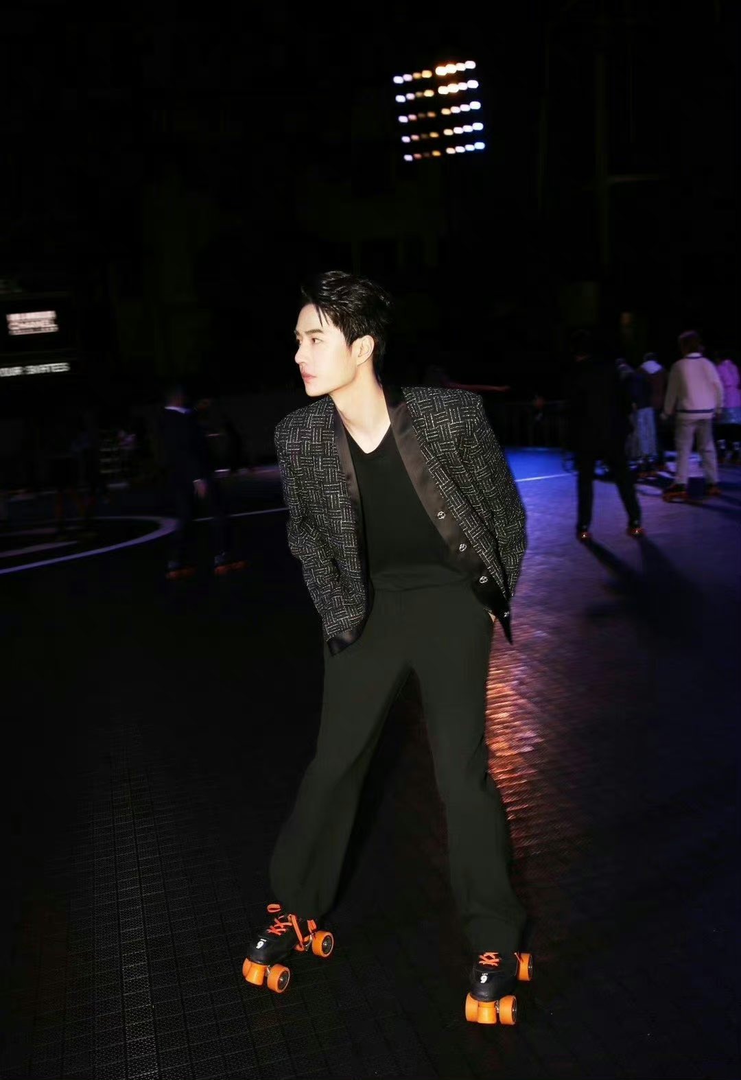 ฮอตเกินต้าน!! ‘หวังอี้ป๋อ’ พบ ‘จี-ดราก้อน’ ที่แอลเอ แถมมี ‘หลิน-ออกแบบ-บีบี’ ร่วมแจม 