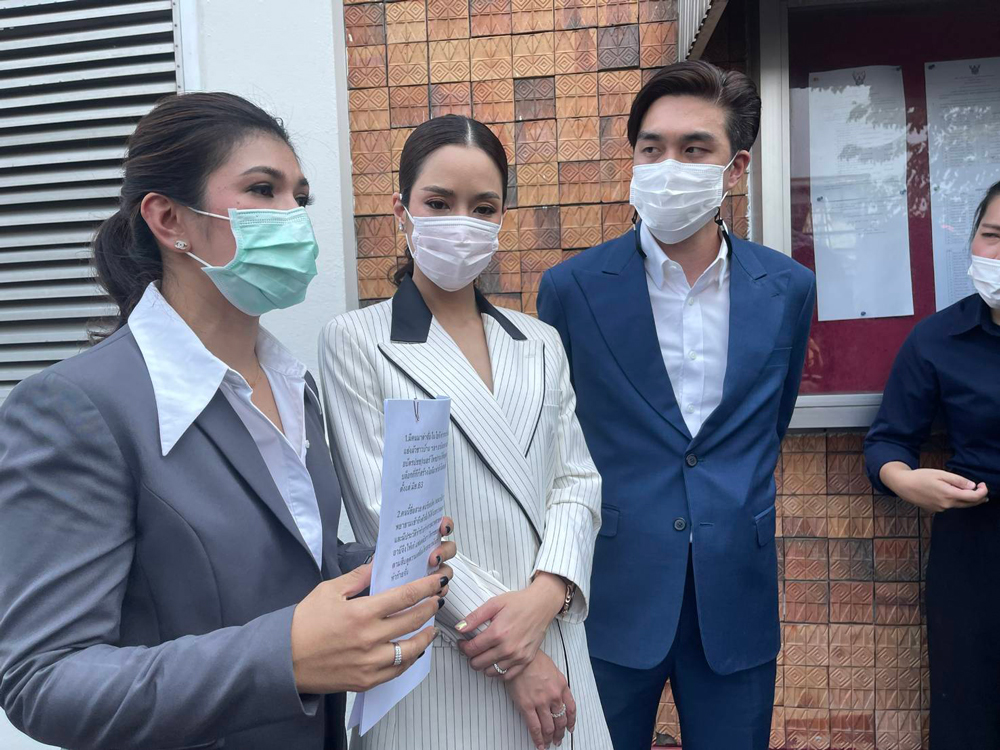 ฟ้อง 10 ล้าน! จั๊กจั่น - เค วัฒนา รุดเอาผิดอดีตผจก.-เพื่อนดารากุข่าวโลกสอง ฟ้อง 10 ล้าน! จั๊กจั่น - เค วัฒนา รุดเอาผิดอดีตผจก.-เพื่อนดารากุข่าวโลกสอง