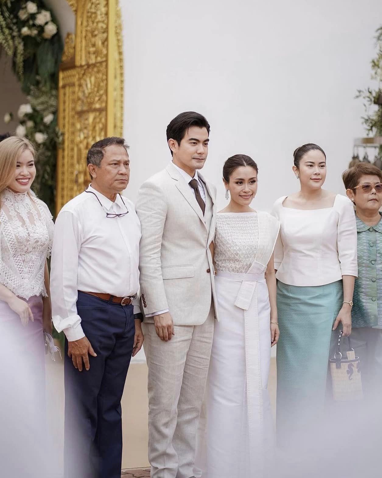 อบอวลไปด้วยความสุข ฌอห์น จินดาโชติ ควง เพชร จัดงานทำบุญ ก่อนเข้าประตูวิวาห์ อบอวลไปด้วยความสุข ฌอห์น จินดาโชติ ควง เพชร จัดงานทำบุญ ก่อนเข้าประตูวิวาห์