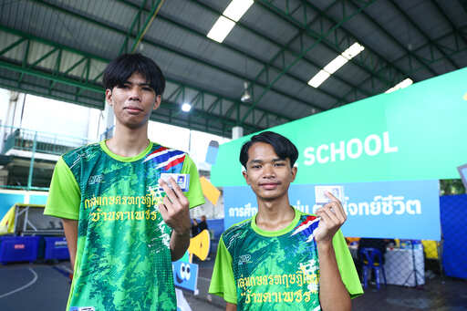 กสศ. เปิด “Mobile School ” พาโอกาส “การเรียนรู้” และ “วุฒิการศึกษา” ไปให้เด็กหลุดจากระบบ 