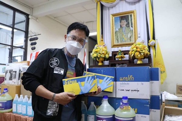 แพท พาวเวอร์แพท บริจาคอุปกรณ์ทางการแพทย์ ถือโอกาสทำบุญวันเกิดล่วงหน้า แพท พาวเวอร์แพท บริจาคอุปกรณ์ทางการแพทย์ ถือโอกาสทำบุญวันเกิดล่วงหน้า