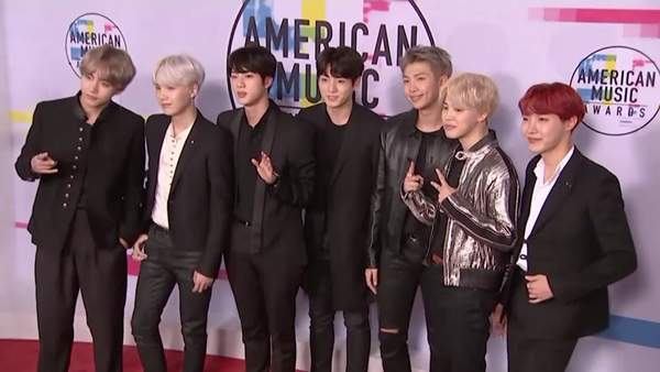 ฉลองเดบิวต์ 8 ปี!! BTS โชว์ออนไลน์ 2 วัน โกยกว่า 2,100 ล้าน ฉลองเดบิวต์ 8 ปี!! BTS โชว์ออนไลน์ 2 วัน โกยกว่า 2,100 ล้าน