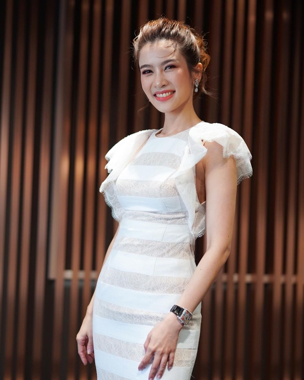 ไบร์ท พิชญทัฬห์ หลุดสะอื้นกลางรายการ สรยุทธ ต้องทำหน้าที่อ่านข่าวแทน ไบร์ท พิชญทัฬห์ หลุดสะอื้นกลางรายการ สรยุทธ ต้องทำหน้าที่อ่านข่าวแทน