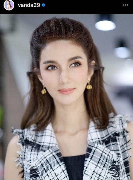 “โบว์ แวนด้า” ไม่ปิดประตูหัวใจ แต่ขอโฟกัสน้องมะลิเป็นที่หนึ่ง