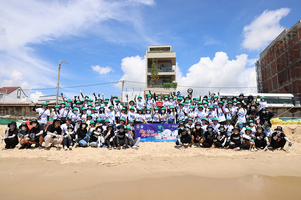ซี.พี.เวียดนาม รวมพลังเก็บขยะ คืนความสะอาดให้ชายหาดจังหวัดบาเรีย-วุ่งเต่า
