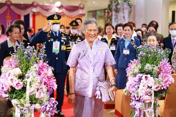 สมเด็จพระกนิษฐาธิราชเจ้า กรมสมเด็จพระเทพฯ เสด็จฯไปทรงเป็นประธานเปิดงาน “สานสายใยเพื่อผลิตภัณฑ์สายใจไทย ครั้งที่ ๒๖ ” สมเด็จพระกนิษฐาธิราชเจ้า กรมสมเด็จพระเทพฯ เสด็จฯไปทรงเป็นประธานเปิดงาน “สานสายใยเพื่อผลิตภัณฑ์สายใจไทย ครั้งที่ ๒๖ ”