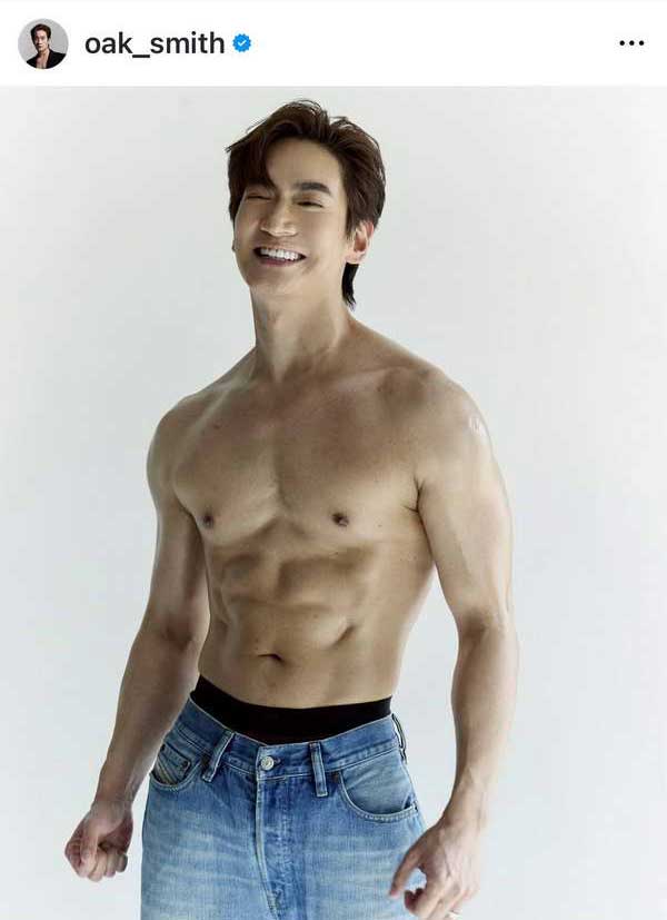 มัดรวมความแซ่บ! 6 หนุ่มหล่อ เจมส์จิ แดน บีม บอย หมอโอ๊ค ตูมตาม พร้อมใจเผย ร่างทอง มัดรวมความแซ่บ! 6 หนุ่มหล่อ เจมส์จิ แดน บีม บอย หมอโอ๊ค ตูมตาม พร้อมใจเผย ร่างทอง