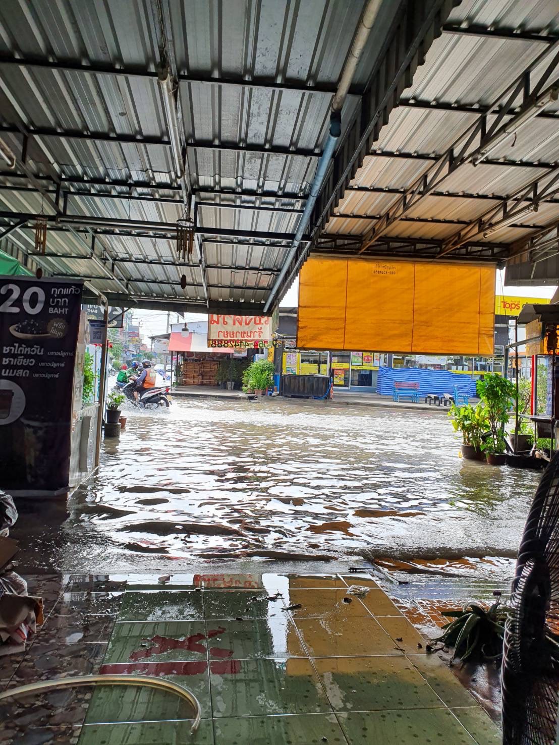 “ฝนมาตามนัด” เตือนจุดน้ำท่วมช่วงเย็น-ค่ำ