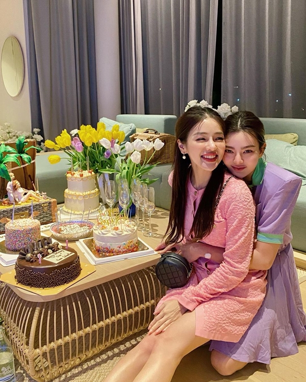 งานเข้า!! แอร์ ภัณฑิลา โพสต์ภาพอวยพร ดิว อริสรา ถูกชาวเน็ตแซะถามจัดวันเกิดได้แล้วเหรอ?!