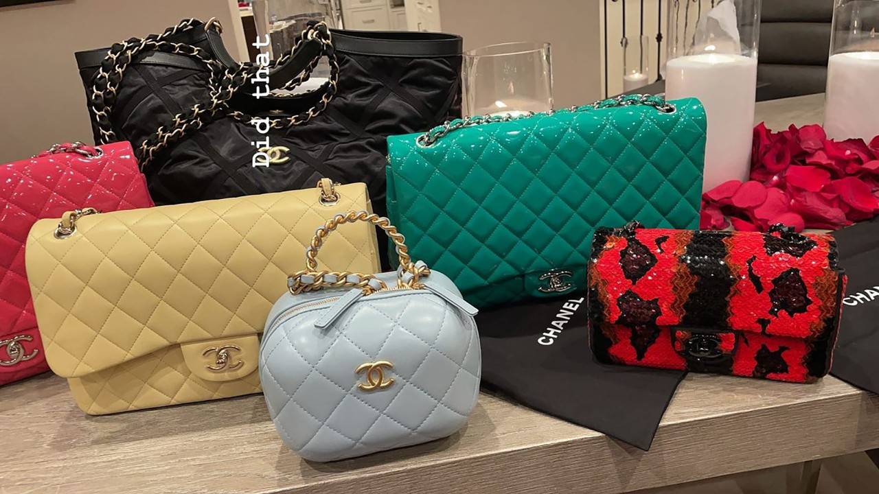 Cardi B สุดปลื้ม Offset ซื้อกระเป๋าแบรนด์ Chanel 6 ใบให้เป็นของขวัญวันวาเลนไทน์ (มีคลิป)