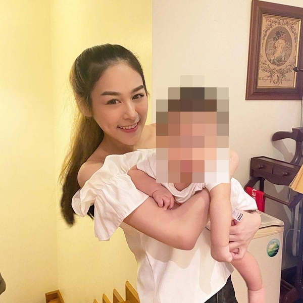 น้ำตาล เปิดใจสาเหตุเลิกสามี หลังใช้ชีวิตคู่มานานกว่า 3 ปี น้ำตาล เปิดใจสาเหตุเลิกสามี หลังใช้ชีวิตคู่มานานกว่า 3 ปี