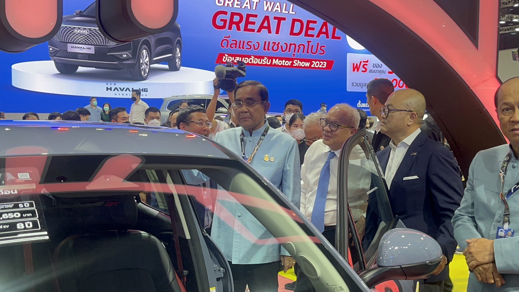 “พลเอกประยุทธ์” ชมงาน มอเตอร์โชว์ครั้งที่ 44