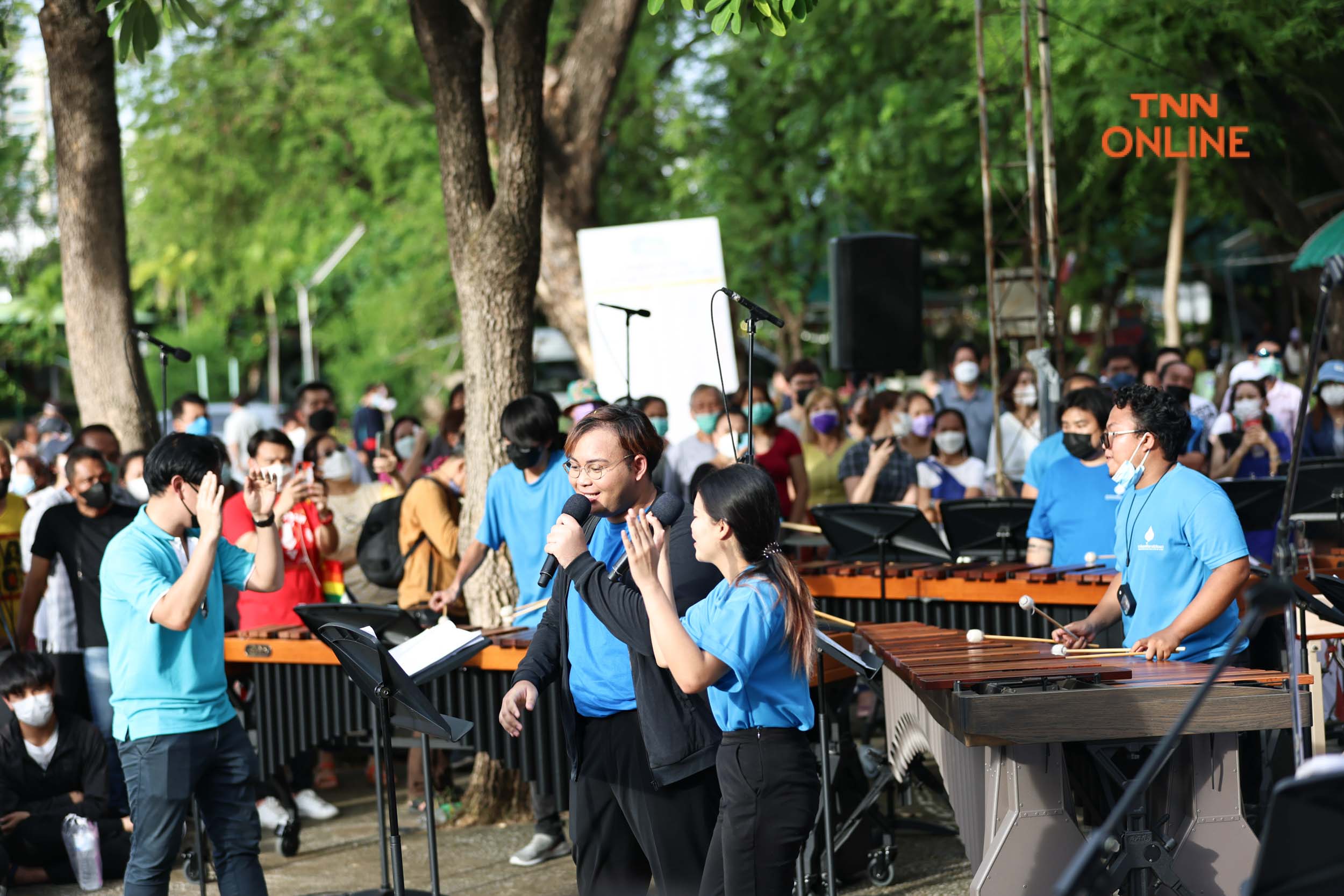 ชัชชาติร่วมงานดนตรีในสวน ประชาชนสนุกสนานผ่านบทเพลงหลากสไตล์