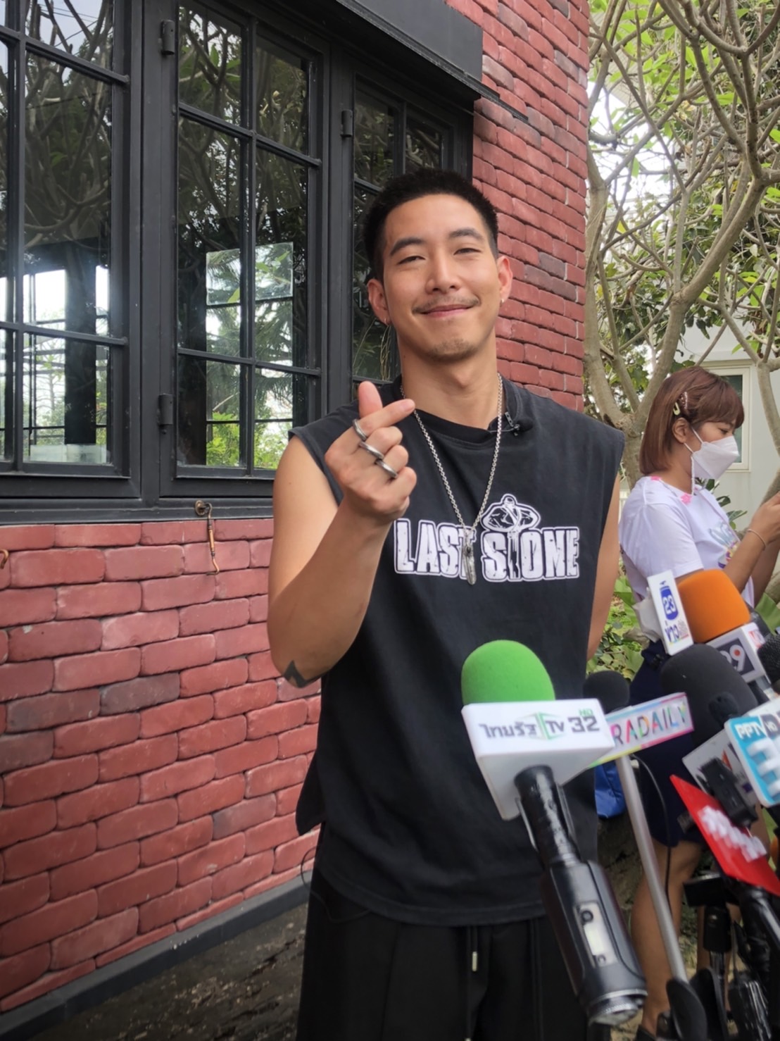 โตโน่ เตรียมบวช 7 วัน ลั่น! ไม่คิดสร้างตำนาน คิดแค่สร้างความสุขให้ทุกคน โตโน่ เตรียมบวช 7 วัน ลั่น! ไม่คิดสร้างตำนาน คิดแค่สร้างความสุขให้ทุกคน
