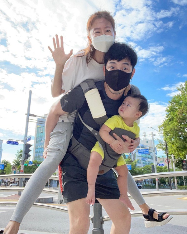 อ้วน รังสิต เตรียมกลับไทยหลังฉีดวัคซีนเข็ม 2  (มีคลิป) 