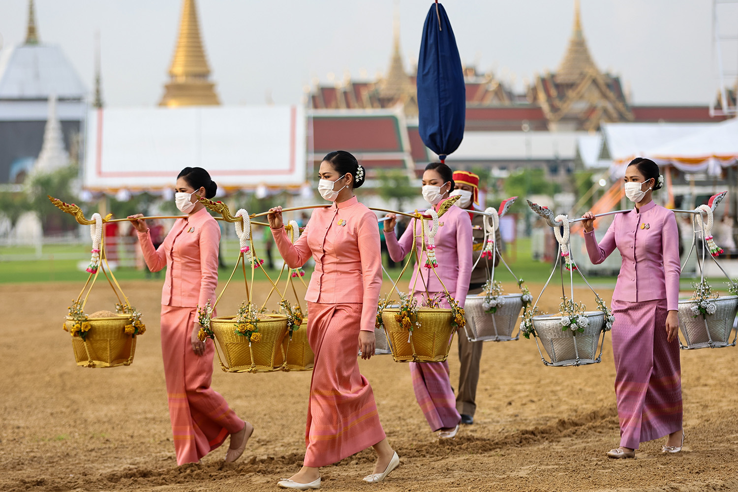 วันพืชมงคล 2566 เผยผู้ทำหน้าที่พระยาแรกนา เทพีคู่หาบทอง-เทพีคู่หาบเงิน