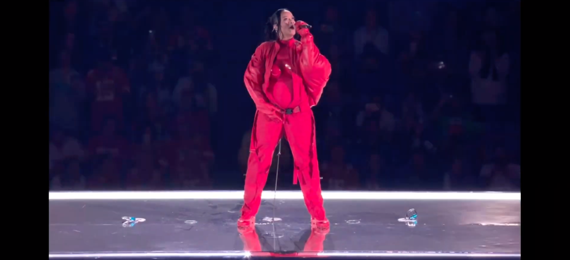 ตั้งท้องทายาทคนที่2!! ตัวแทน ‘ริฮานน่า’ ยืนยันหลังโชว์พักครึ่ง Super Bowl