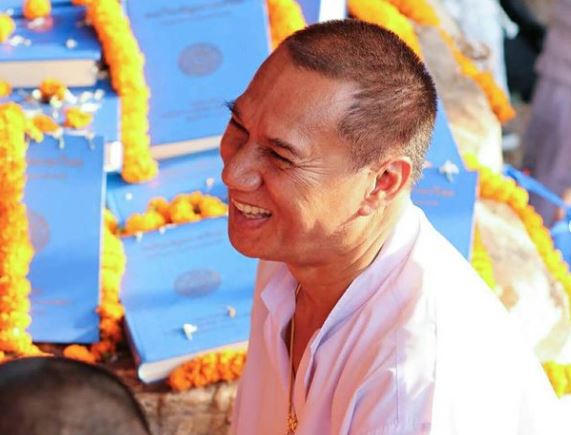 เปิดประวัติ สรพงษ์ ชาตรี นักแสดงรุ่นใหญ่ระดับตำนาน
