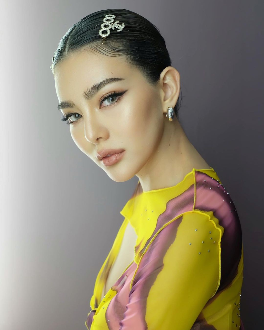 ฟาดกลับ!! ดิว อริสรา เปิดใจเคลียร์ทุกประเด็นร้อน ฟาดกลับ!! ดิว อริสรา เปิดใจเคลียร์ทุกประเด็นร้อน