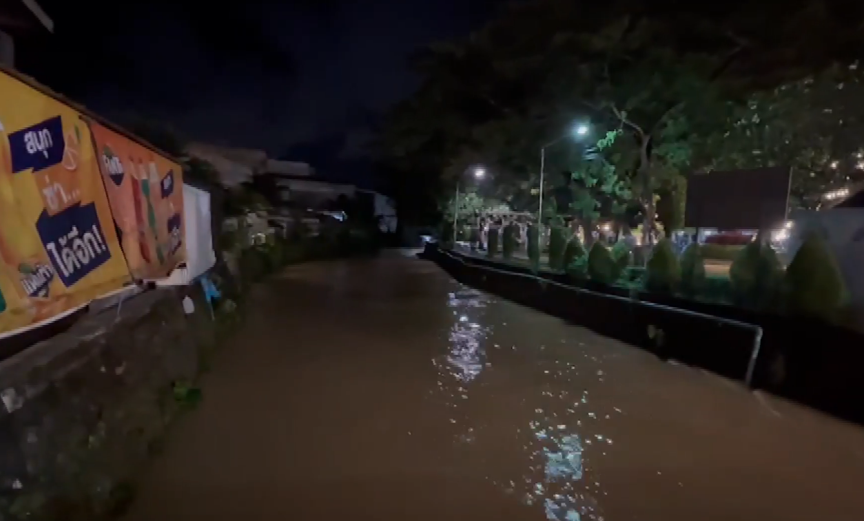 น้ำท่วมภูเก็ตคลี่คลายแล้ว บางจุดยังมีน้ำท่วมขังเล็กน้อย