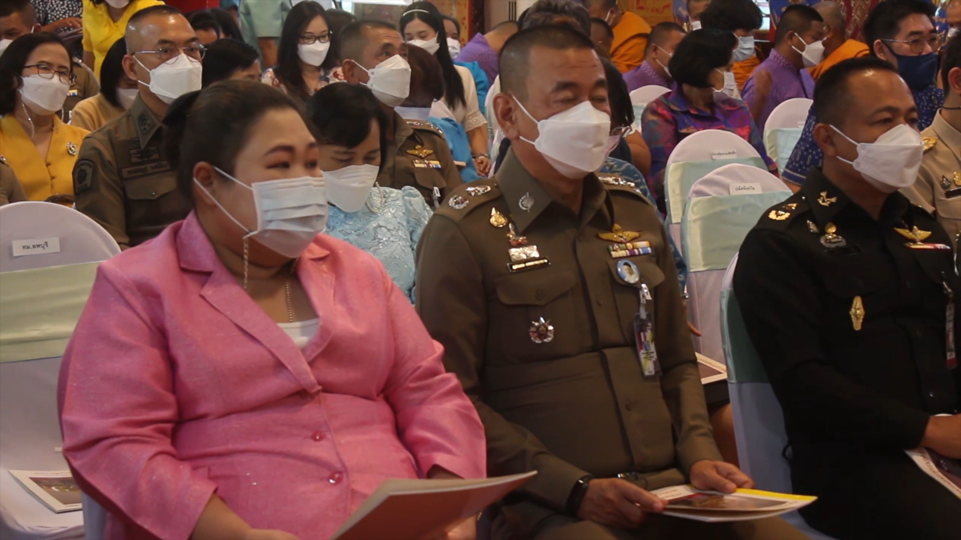 พระสงฆ์ ลพบุรี- พุทธศาสนิกชน ร่วมสวดมนต์ถวายพระพร แด่ เจ้าฟ้าพัชรกิติยาภาฯ พระสงฆ์ ลพบุรี- พุทธศาสนิกชน ร่วมสวดมนต์ถวายพระพร แด่ เจ้าฟ้าพัชรกิติยาภาฯ