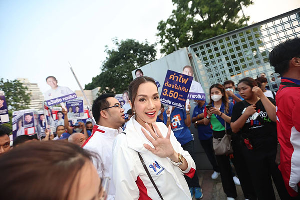 เลือกตั้ง 2566 ประมวลภาพแกนนำพรรคการเมืองนำทีมสมัครส.ส.เขตกทม. เลือกตั้ง 2566 ประมวลภาพแกนนำพรรคการเมืองนำทีมสมัครส.ส.เขตกทม.