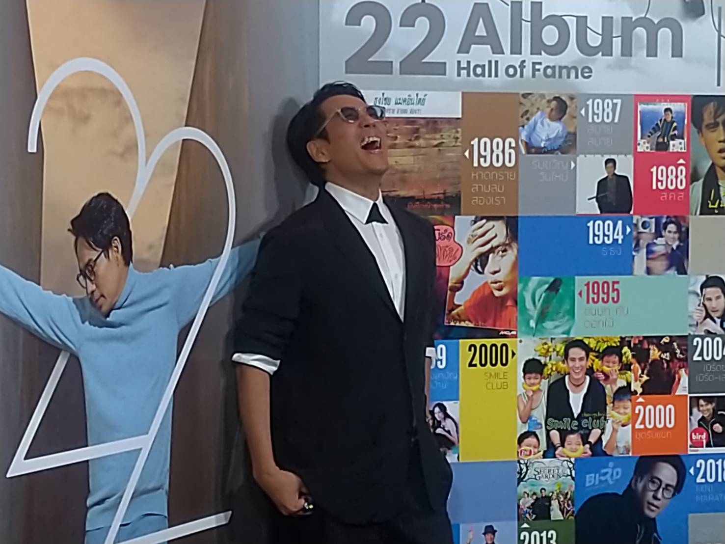 เบิร์ด ธงไชย  พร้อมจัดเต็มความสุข คอนเสิร์ตใหญ่ในรอบ 3 ปี