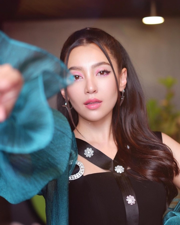 เบลล่า ส่งกำลังใจจาก อีเรียม ถึง น้าค่อม