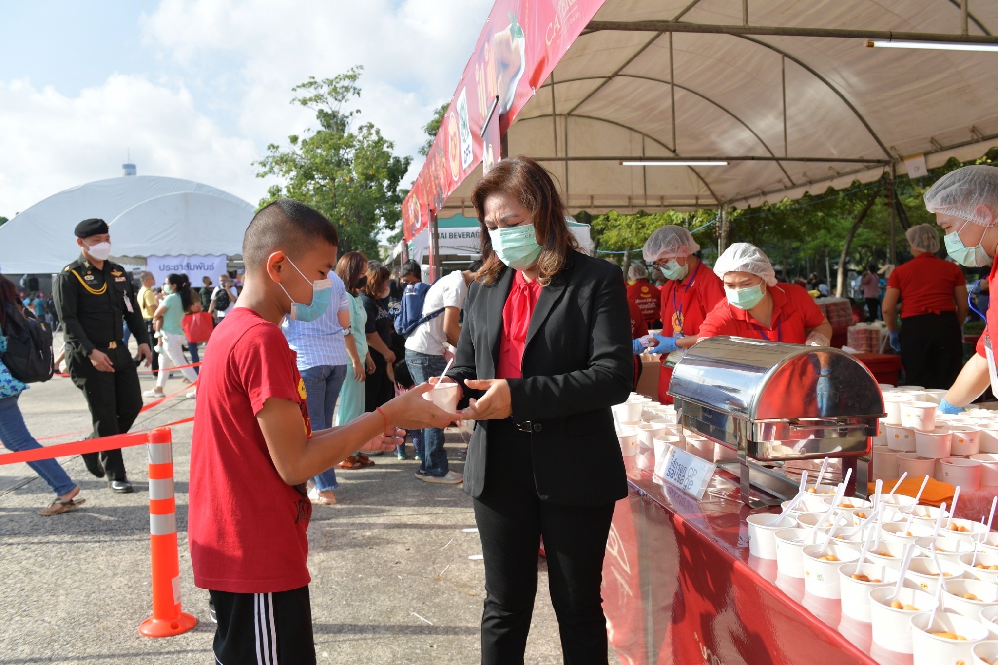 กองทัพบก จับมือ CPF เสิร์ฟอาหารให้น้องๆ อิ่มอร่อย สุขภาพดี ฉลองวันเด็กแห่งชาติ ปี 66