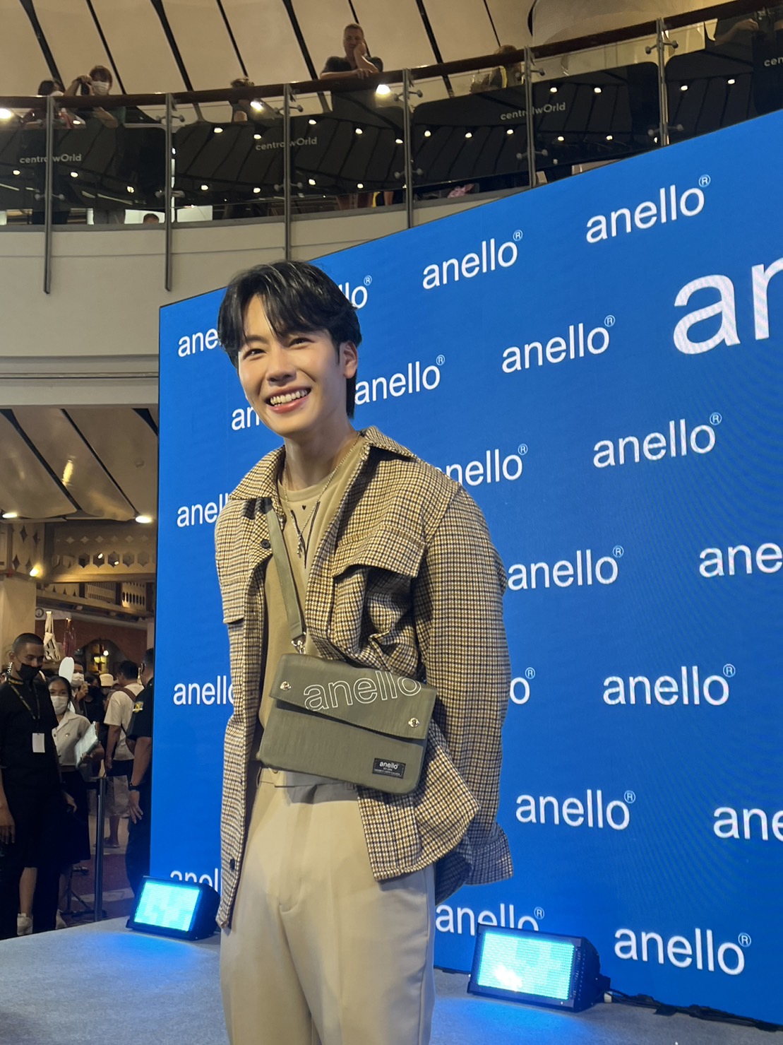 ซ้อมเต็มที่ วอร์ วนรัตน์ พร้อมสำหรับคอนเสิร์ตเดี่ยว เผย ทุ่มงบ 10 ล้านบาท ซื้อบ้าน ซ้อมเต็มที่ วอร์ วนรัตน์ พร้อมสำหรับคอนเสิร์ตเดี่ยว เผย ทุ่มงบ 10 ล้านบาท ซื้อบ้าน