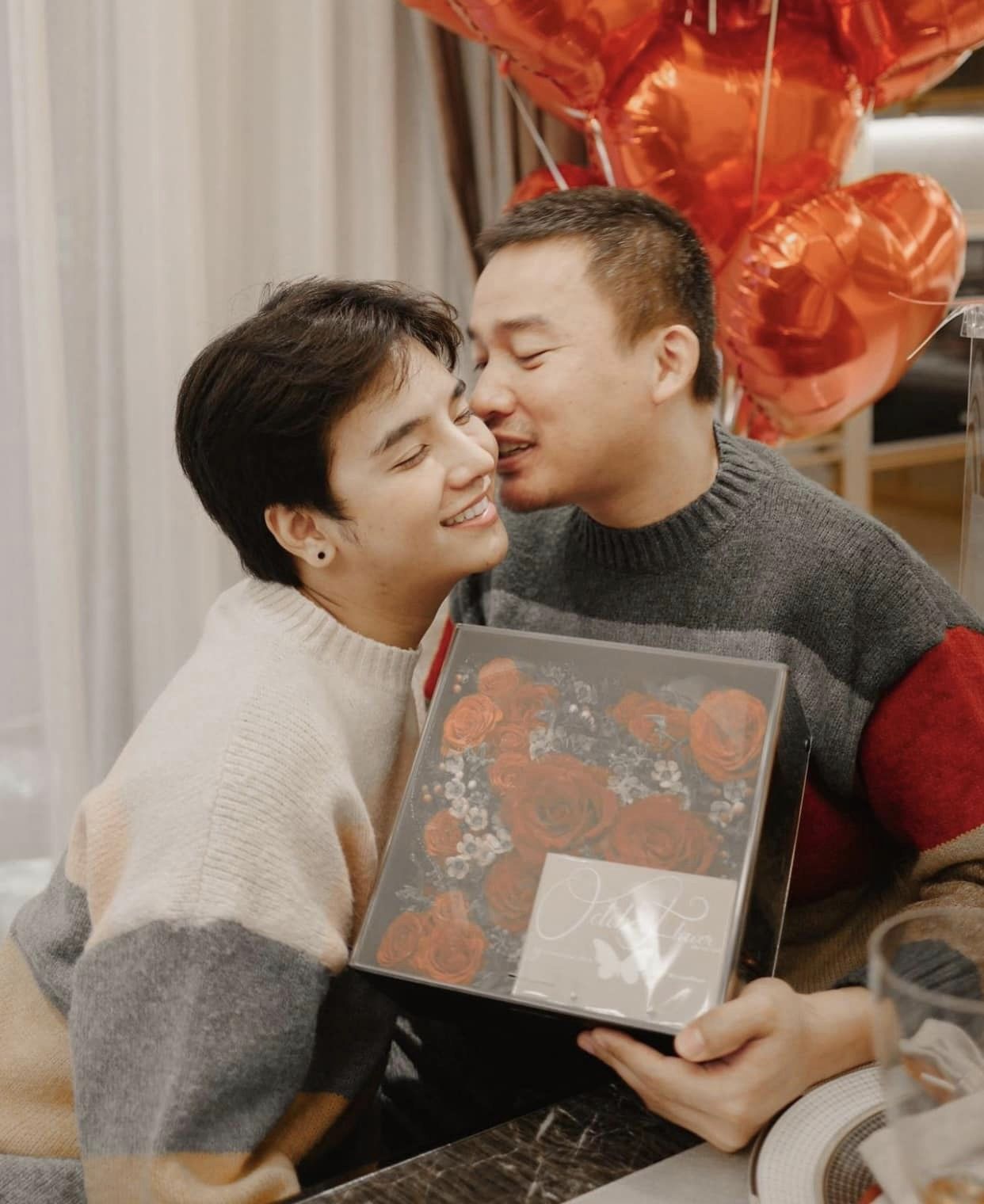 ลุกซ์ ชาญวิทย์ น้องชาย ใบเตย สุธีวัน รับร่างแฟนหนุ่มประกอบพิธีทางศาสนา ที่ จ.อุตรดิตถ์