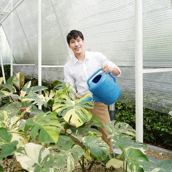 เคน ภูภูมิ เปิดประมูลกล้วยด่าง ไม่กี่ชั่วโมงได้ราคาเกินแสน (มีคลิป) เคน ภูภูมิ เปิดประมูลกล้วยด่าง ไม่กี่ชั่วโมงได้ราคาเกินแสน (มีคลิป)