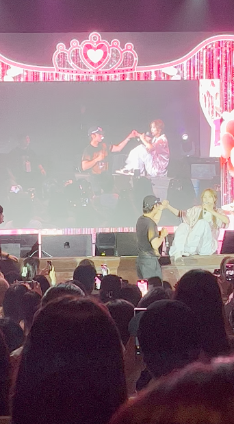 อปป้าก็มา!! โมเมนต์ชวนหวีด ‘อีซองคยอง - คิมมินแจ’ ในงานแฟนมีตเมืองไทย อปป้าก็มา!! โมเมนต์ชวนหวีด ‘อีซองคยอง - คิมมินแจ’ ในงานแฟนมีตเมืองไทย