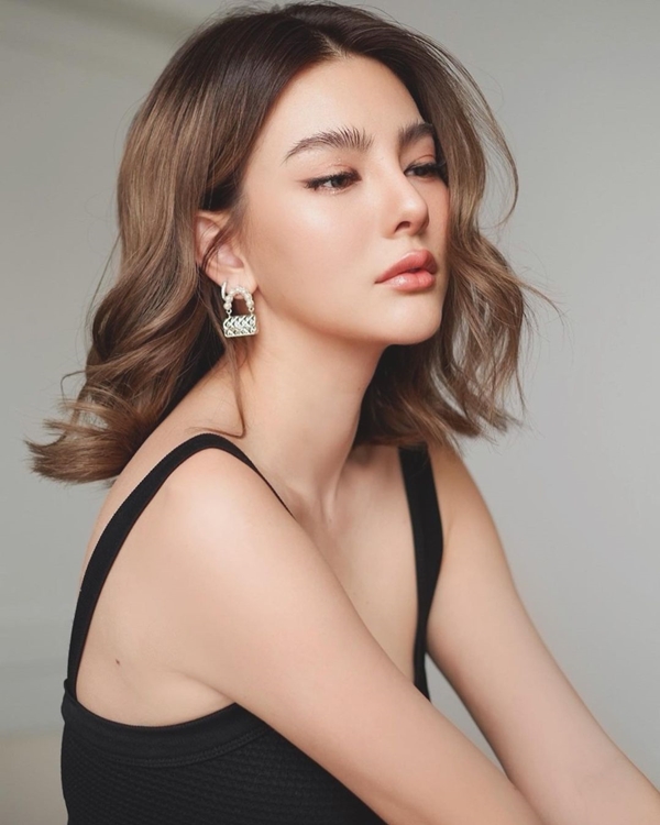 ดิว อริสรา ฟ้อง 10 ล้าน!! เบล บุษยา ข้อหาหมิ่นประมาท ดิว อริสรา ฟ้อง 10 ล้าน!! เบล บุษยา ข้อหาหมิ่นประมาท