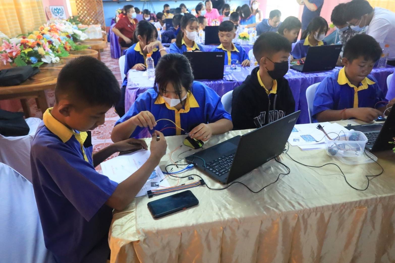 พลิกแปลงเกษตรในโรงเรียนสู่ Smart Farming