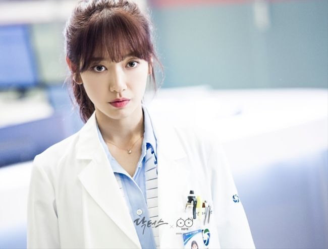 'พัคชินฮเย' กลับมารับบทบาทคุณหมออีกครั้งใน Doctor Slump 'พัคชินฮเย' กลับมารับบทบาทคุณหมออีกครั้งใน Doctor Slump