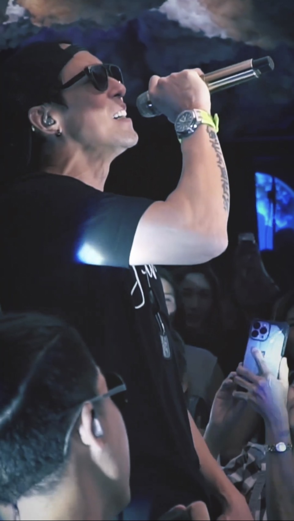 ป่วยก็ไม่หวั่น! เจ เจตริน แสดงโชว์จัดเต็มไม่แคร์อาการป่วย ป่วยก็ไม่หวั่น! เจ เจตริน แสดงโชว์จัดเต็มไม่แคร์อาการป่วย