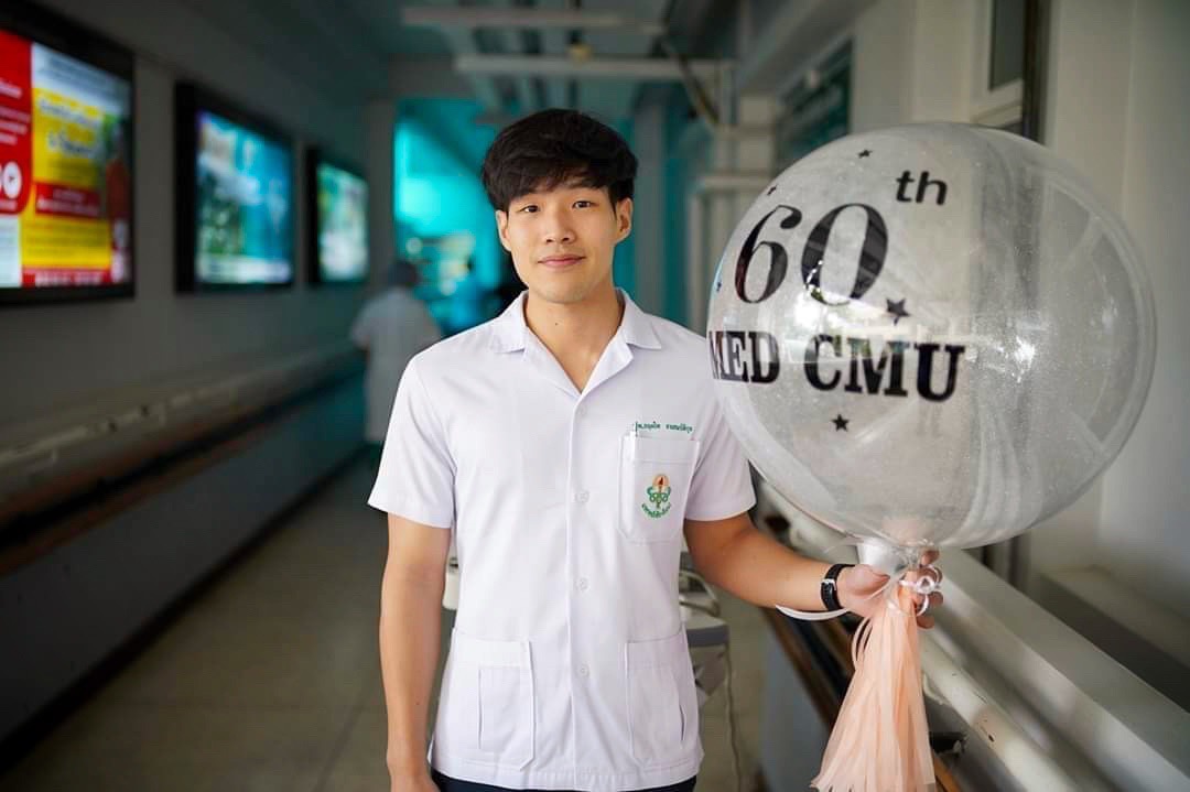 หมอกฤตไท เจ้าของเพจสู้ดิวะ เสียชีวิตแล้ว ชาวเน็ตร่วมอาลัย! หมอกฤตไท เจ้าของเพจสู้ดิวะ เสียชีวิตแล้ว ชาวเน็ตร่วมอาลัย!