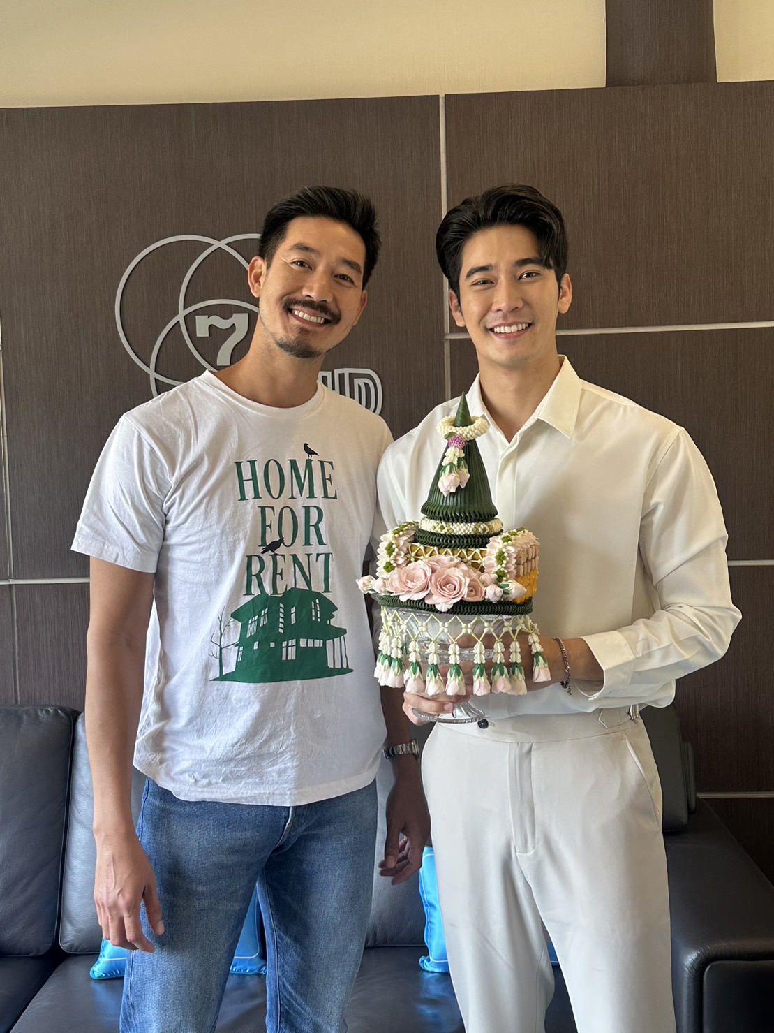 ยูโร ยศวรณธน์ เตรียมอุปสมบททดแทนคุณพ่อแม่ ที่บ้านเกิด ยูโร ยศวรณธน์ เตรียมอุปสมบททดแทนคุณพ่อแม่ ที่บ้านเกิด