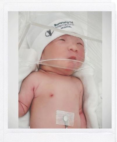 หยาดทิพย์ ราชปาล คลอดลูกสาวคนแรกแล้ว น่ารักน่าชังมาก