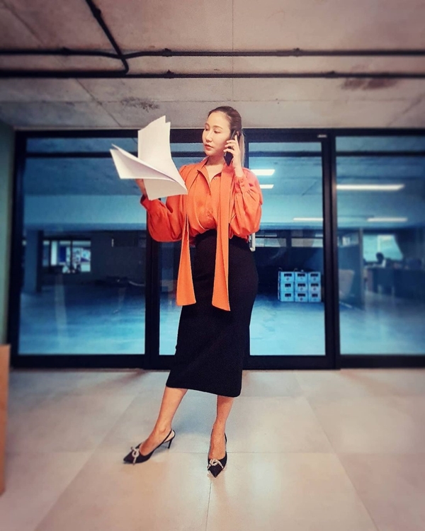 เป๊ก - ธัญญ่า ขนอุปกรณ์ Call center ช่วย 1668 ของกรมการแพทย์ เป๊ก - ธัญญ่า ขนอุปกรณ์ Call center ช่วย 1668 ของกรมการแพทย์