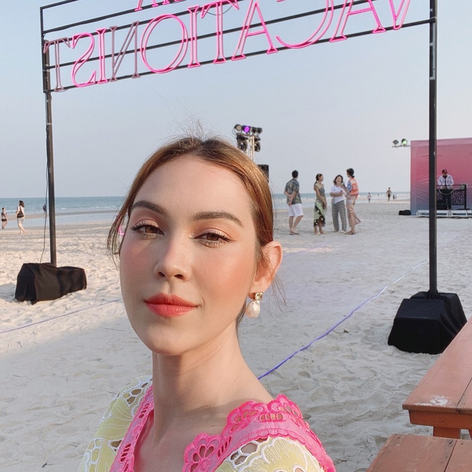 นักเลงคีย์บอร์ดร้องขอ แมท ภีรนีย์ ถอนฟ้องหมิ่นประมาท ลั่นยอมกราบเท้า นักเลงคีย์บอร์ดร้องขอ แมท ภีรนีย์ ถอนฟ้องหมิ่นประมาท ลั่นยอมกราบเท้า