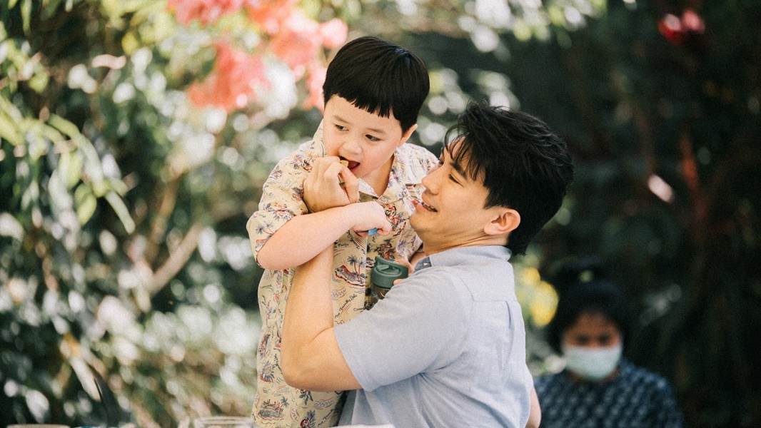 สายฟ้า - พายุ ประเดิมเล่นละครเรื่องแรกในชีวิต สายฟ้า - พายุ ประเดิมเล่นละครเรื่องแรกในชีวิต