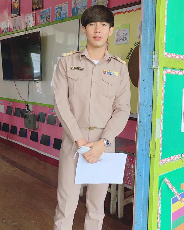 ครูเต้ย อภิวัฒน์ แบกรับภาระต่อเดือนนับแสน!! ครูเต้ย อภิวัฒน์ แบกรับภาระต่อเดือนนับแสน!!