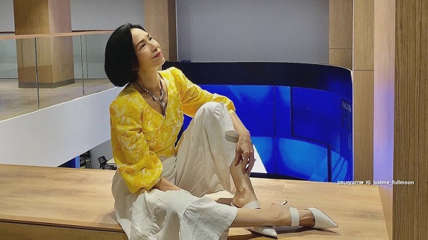 “ตุ๊ก เดือนเต็ม” เตรียมฉีด 10 มิถุนายนนี้ - “หนิง นิรุตติ์”  ฉีดวัคซีนเข็มแรกแล้ว (มีคลิป)