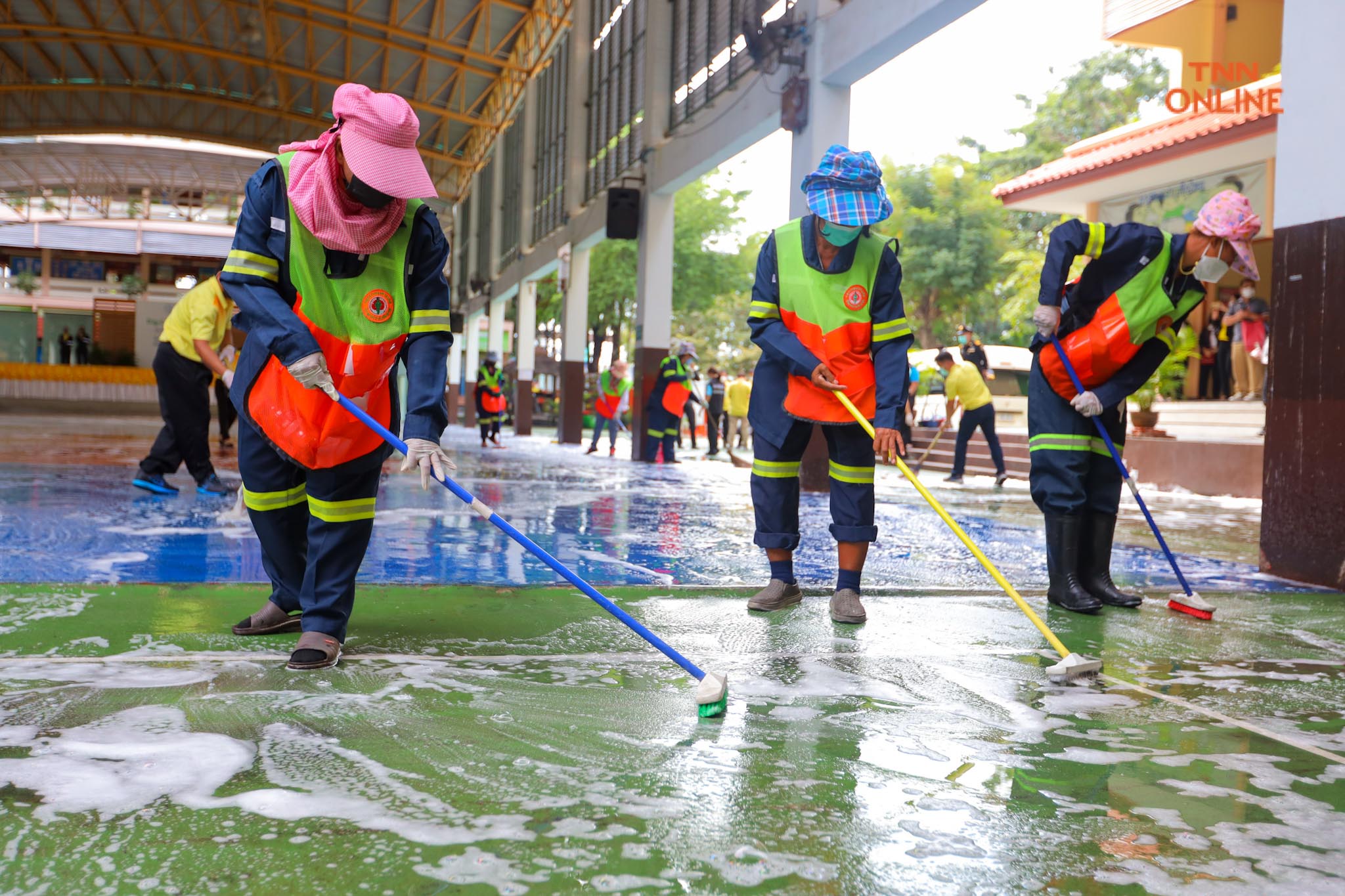 ประมวลภาพ Big Cleanning รร.สังกัด กทม. รับเปิดเทอม 15 พ.ย. นี้ 